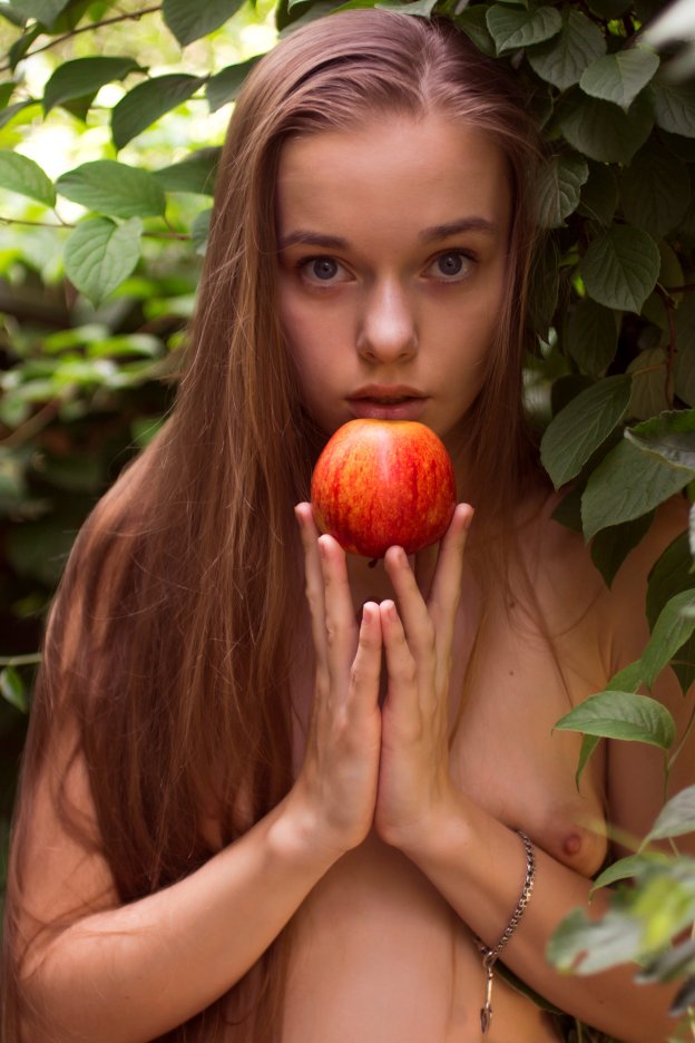 Milena Angel Bio