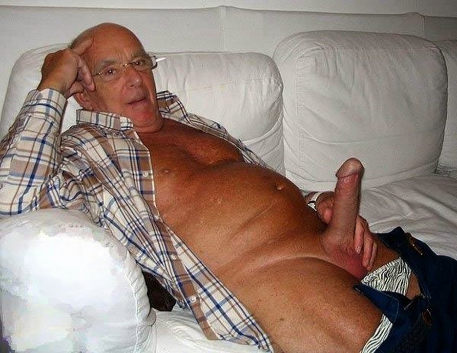 Голые мужчины постарше