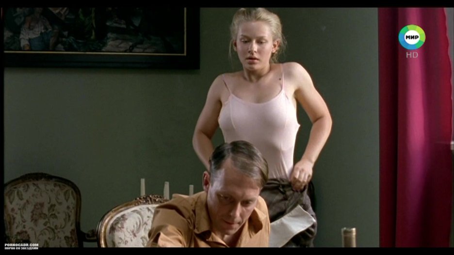 Голая Пересильд в фильме край