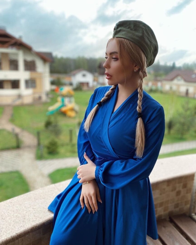 Блоггер Карина Лазарьянц