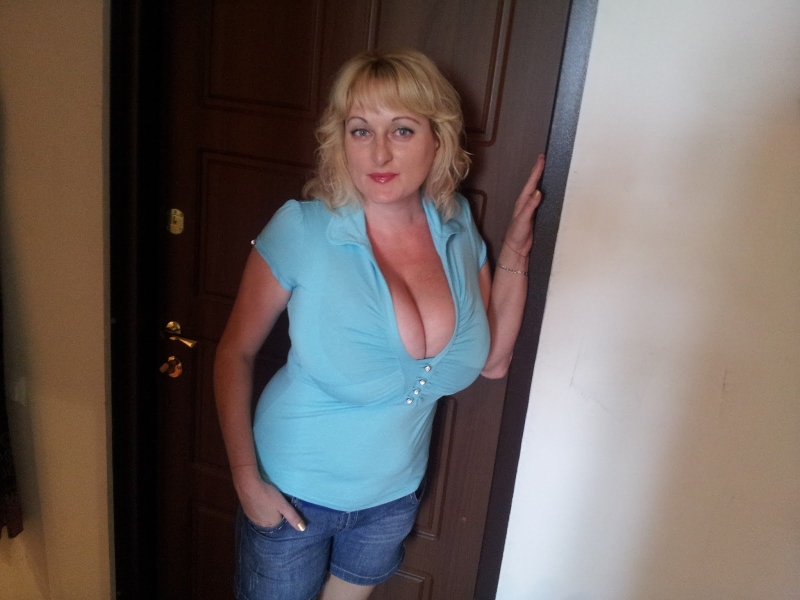 Lucy Laistner в школе