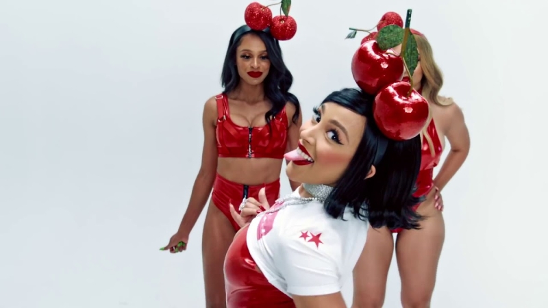 Doja Cat, Tyga - juicy