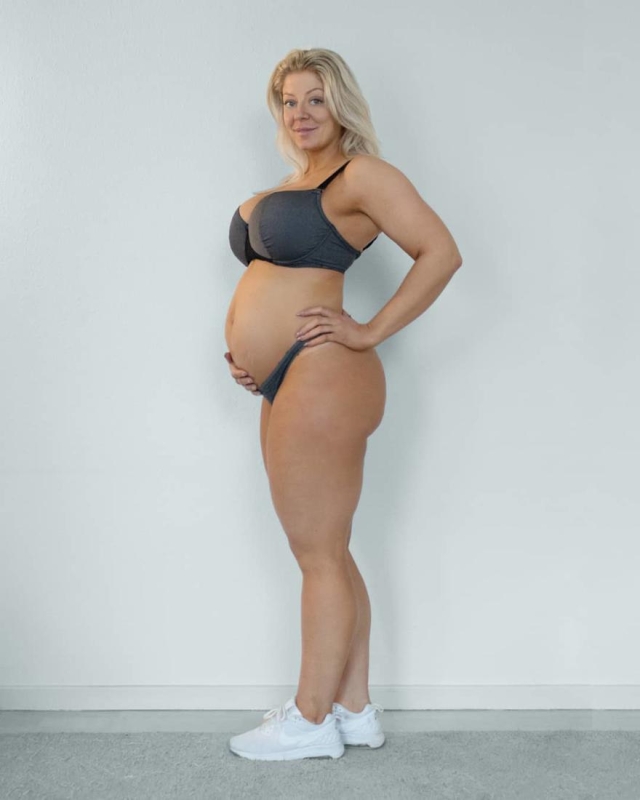 Миа Санд pregnant