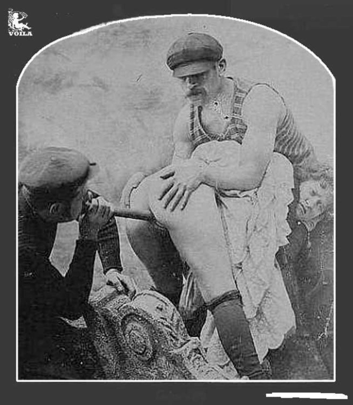 Эротическая фотосессия в старинном платье