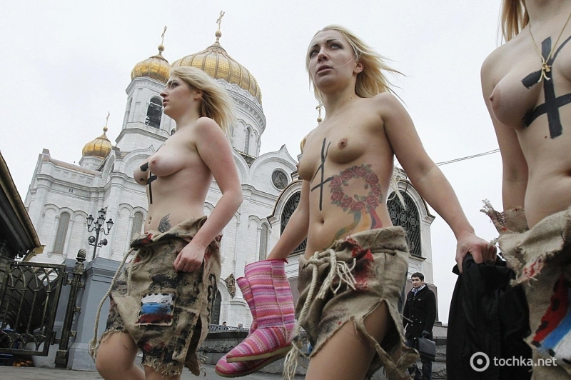 Украинские активистки Femen
