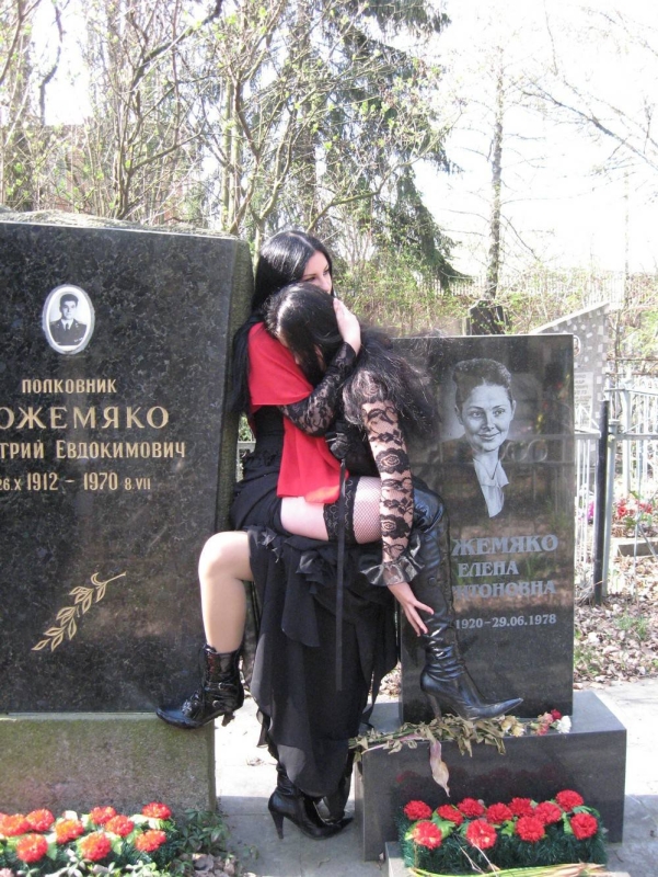 Фотосет на кладбище